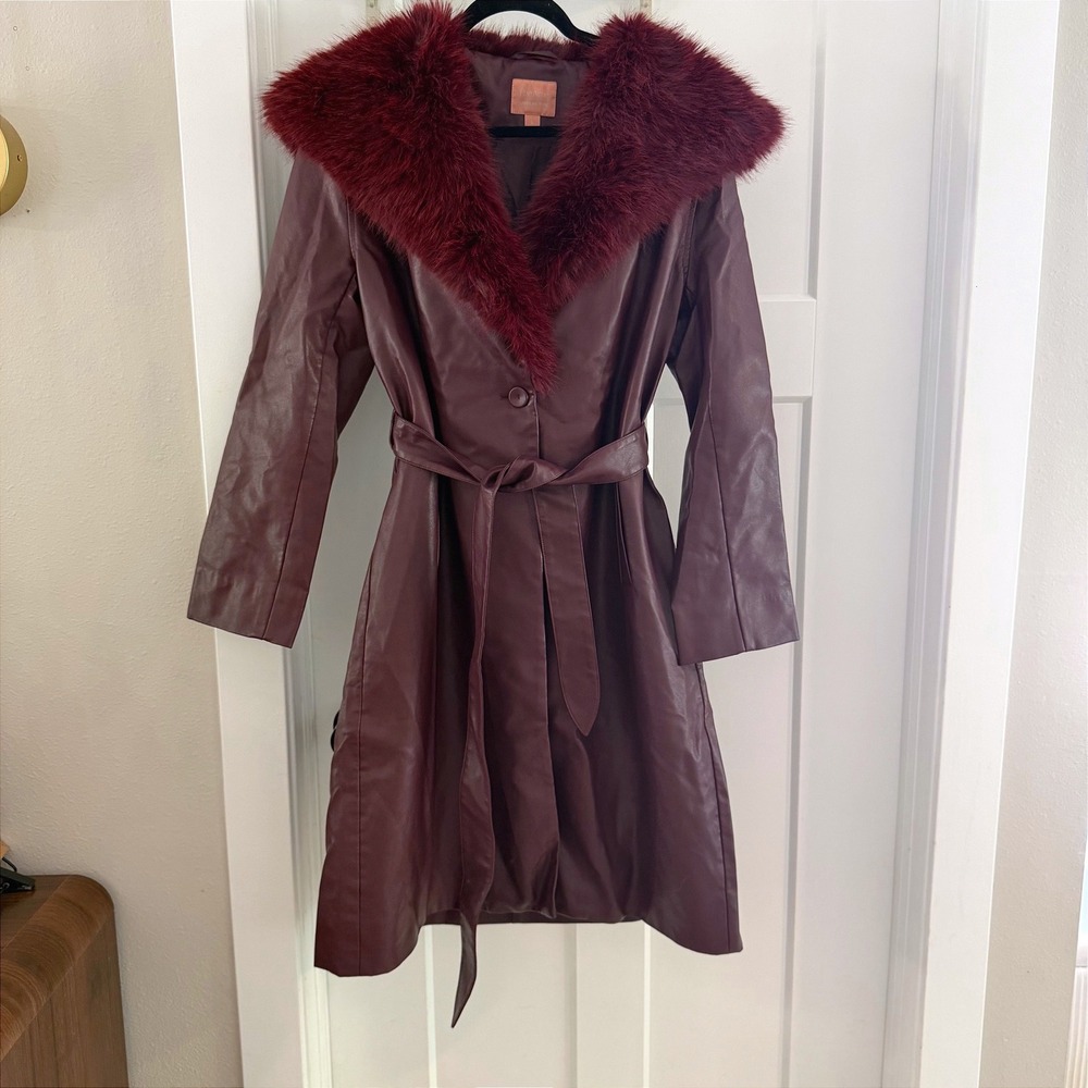 Etre Aime Alchemy Trench Coat Wine Burgundy Faux Leather Fur Collar L Chic
